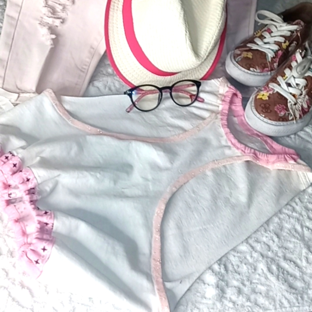 Sleeveless Crop Top size M pink and white